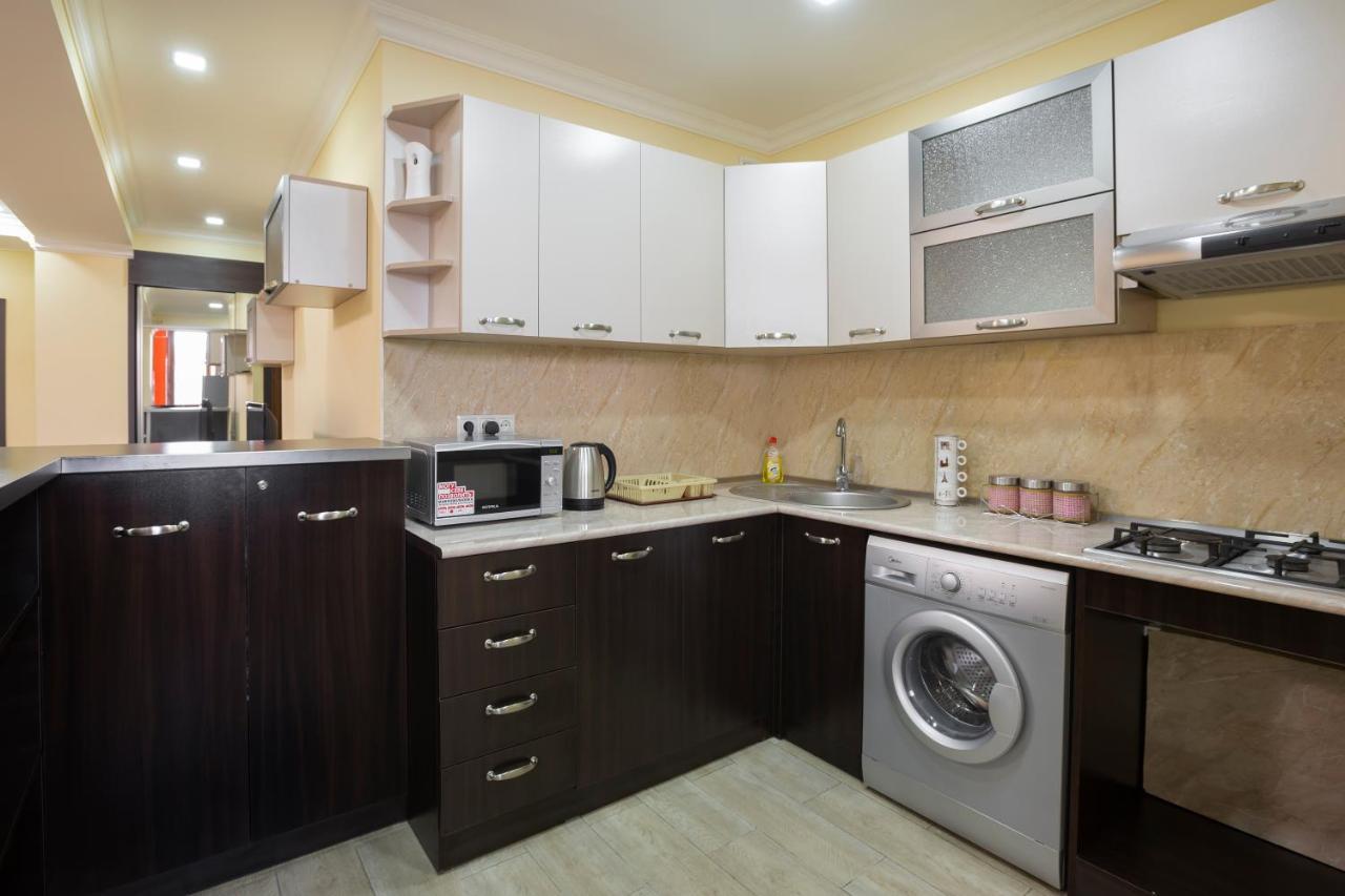 Umba Apartment N5 - Balcony And Mount Ararat View 耶烈万 外观 照片