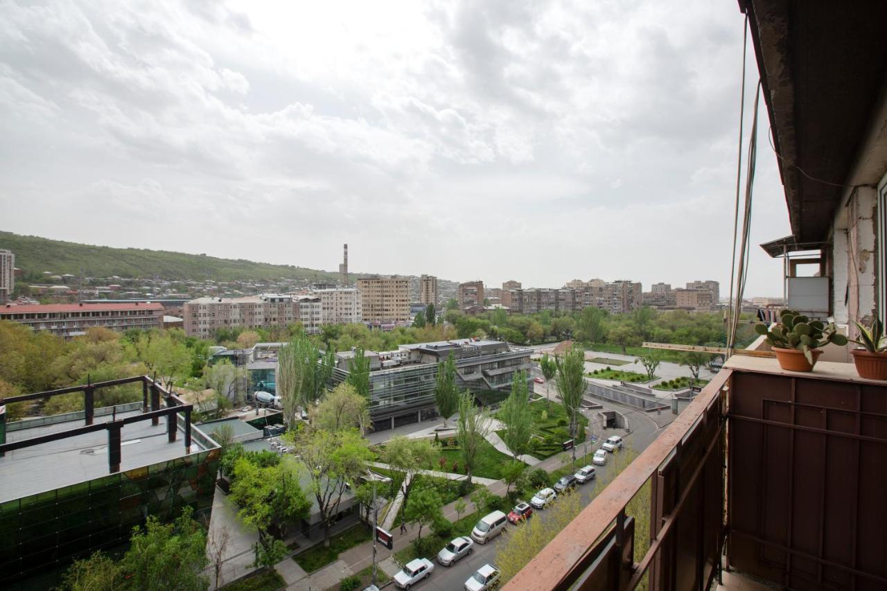 Umba Apartment N5 - Balcony And Mount Ararat View 耶烈万 外观 照片